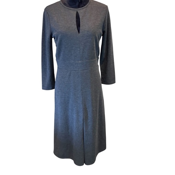 Ann Taylor Dresses & Skirts - Ann Taylor Gray Knit Midi Dress, size 8, Work Casual Versatile Fall Minimalist